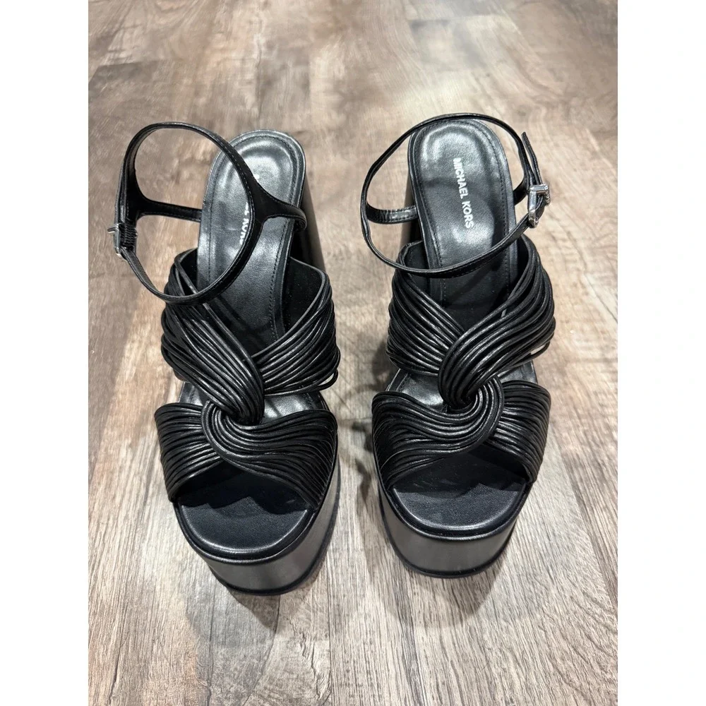 Michael Kors Black Strappy Platform Block Heel Sandals SG25A Womens Size 7M